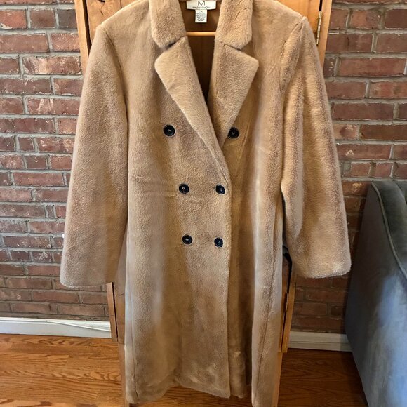 Double breasted Magaschoni faux fur camel colored midi-coat size medium. - Picture 1 of 3